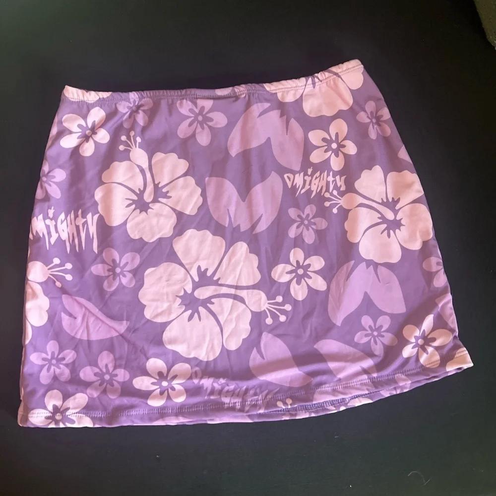 Omighty purple hibiscus skirt Small
